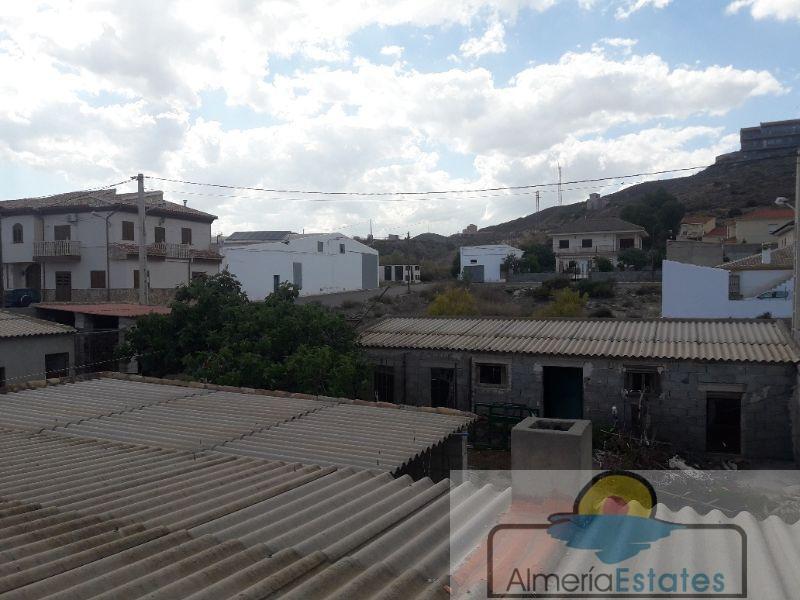 For sale of house in Almanzora