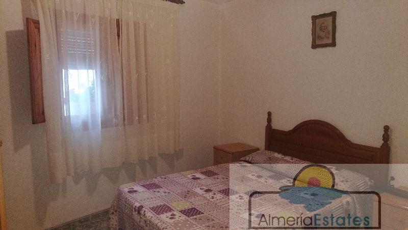 For sale of house in Urrácal