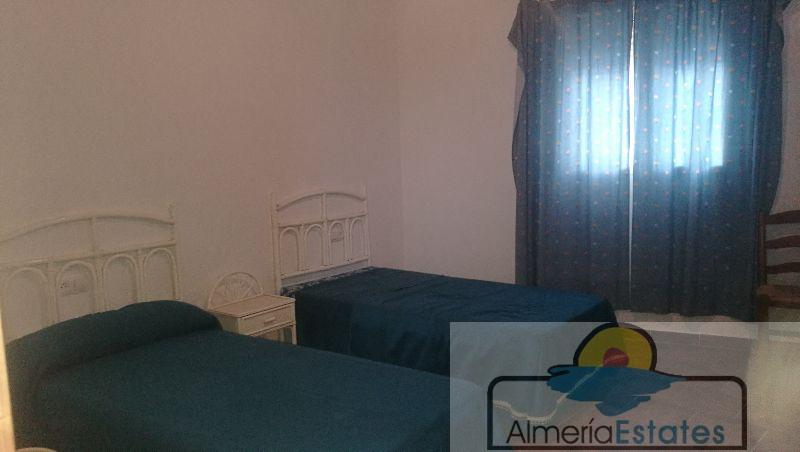 Venta de casa en Urrácal