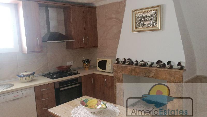 For rent of house in Taberno