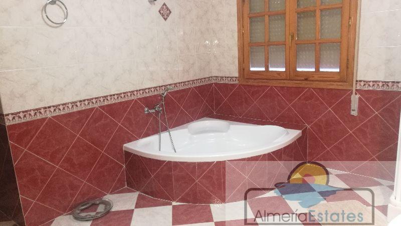 Venta de villa en Albox