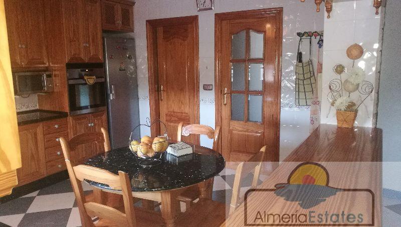 Venta de villa en Albox