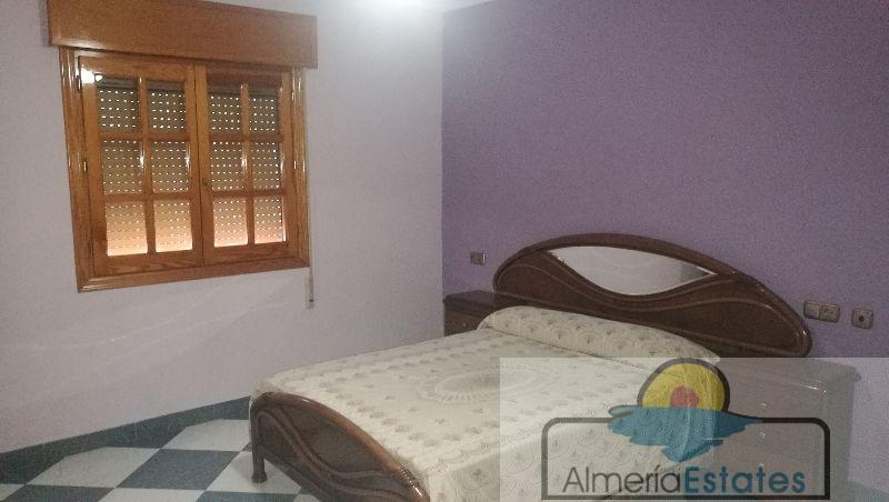 Venta de villa en Albox