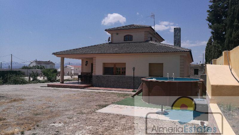 Venta de villa en Albox