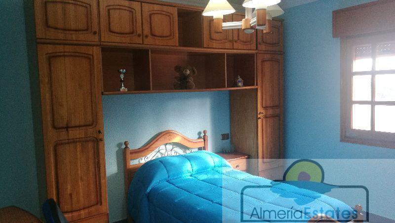 Venta de villa en Albox