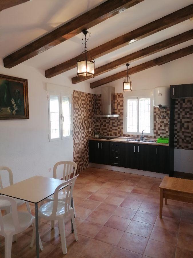 For rent of villa in Somontín