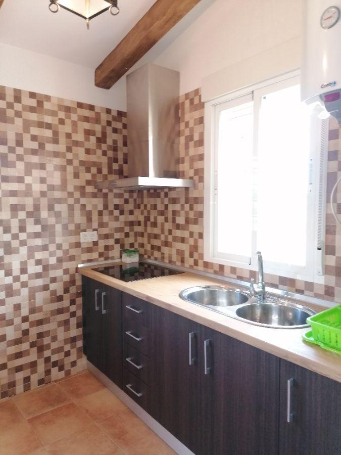 For rent of villa in Somontín