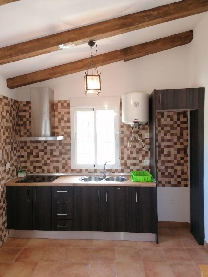 For rent of villa in Somontín