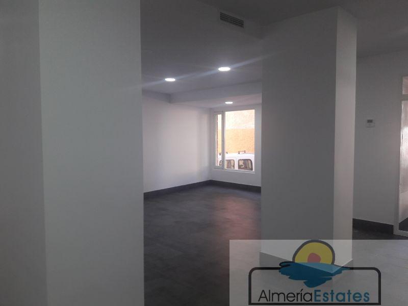 For rent of commercial in Albox