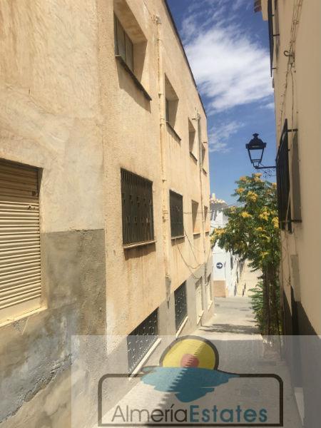 Venta de edificio en Vélez-Rubio