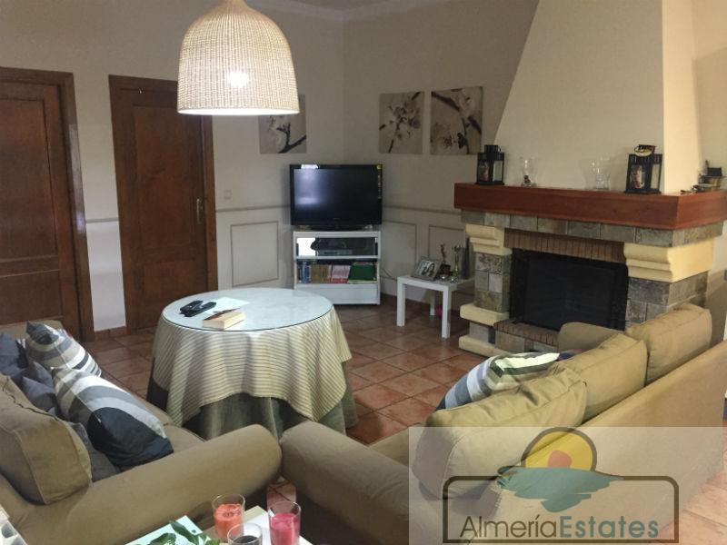 For sale of chalet in Vélez-Blanco
