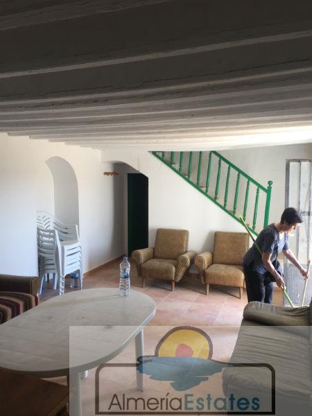 Venta de finca rústica en Chirivel