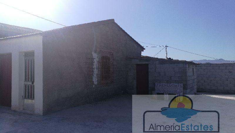Venta de villa en Albox