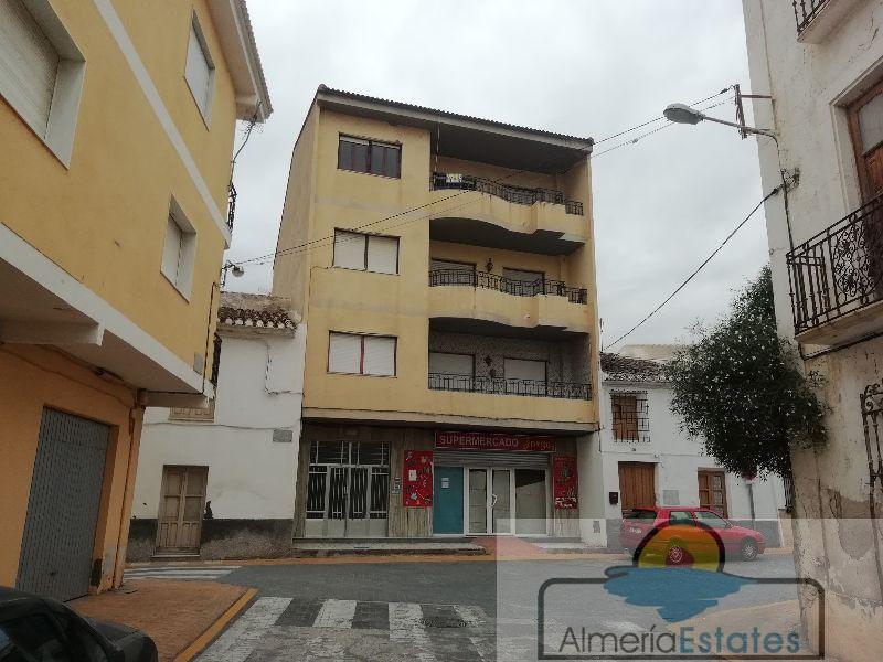 Venta de piso en Cantoria