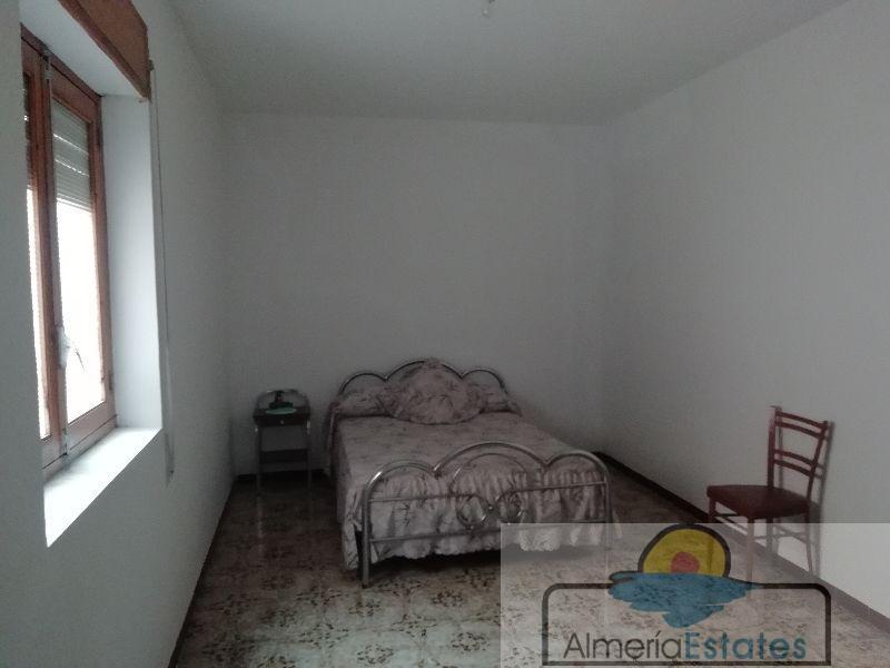 Venta de piso en Cantoria