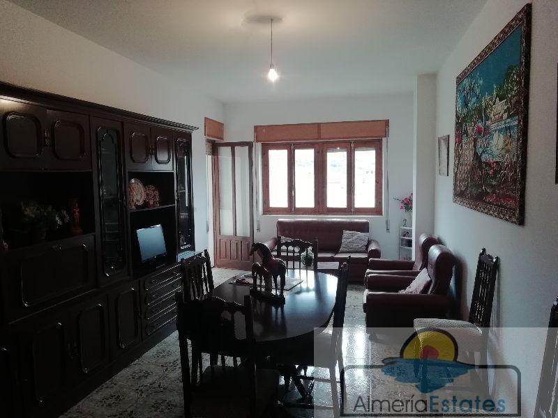 Venta de piso en Cantoria