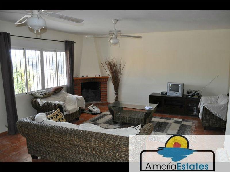 For sale of villa in Albox