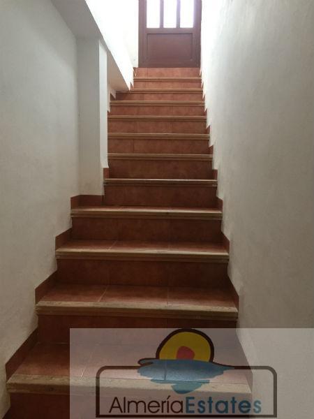 Venta de casa en Vélez-Rubio