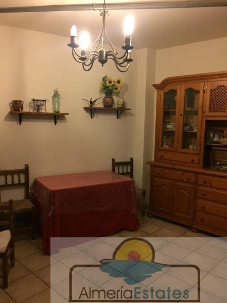 Venta de casa en Vélez-Rubio