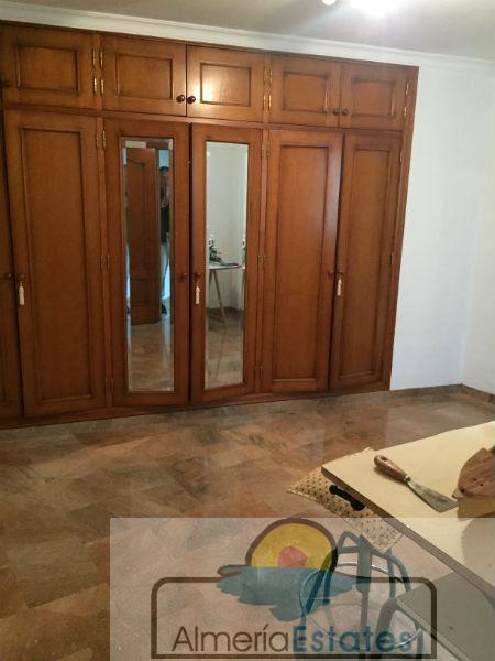 Venta de casa en Vélez-Rubio