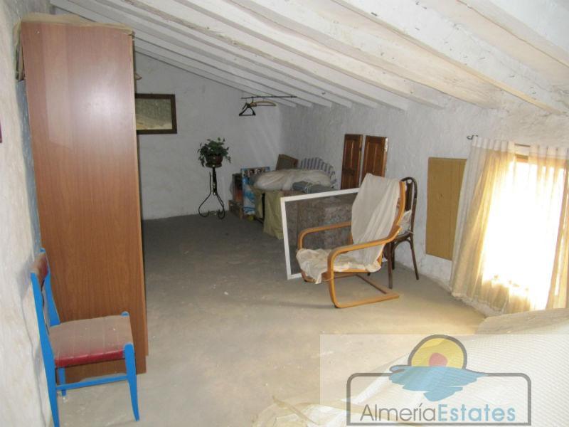 Venta de casa en Vélez-Blanco