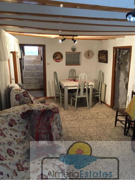 Venta de casa en Vélez-Blanco