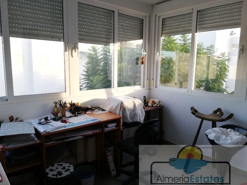 Venta de villa en Vera