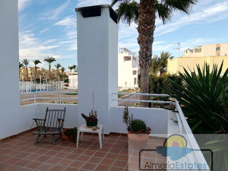 Venta de villa en Vera