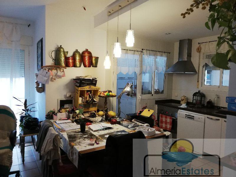 Venta de villa en Vera