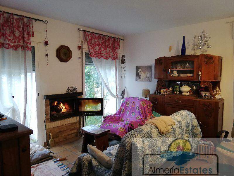 Venta de villa en Vera