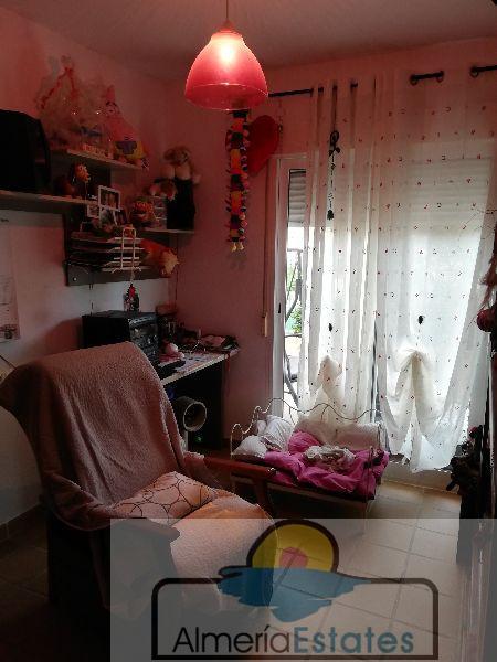 Venta de villa en Vera