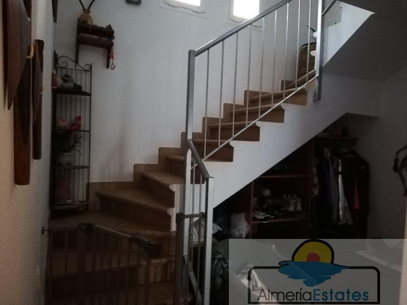 Venta de villa en Vera