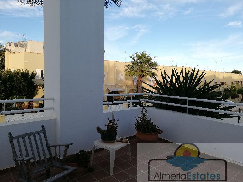 Venta de villa en Vera