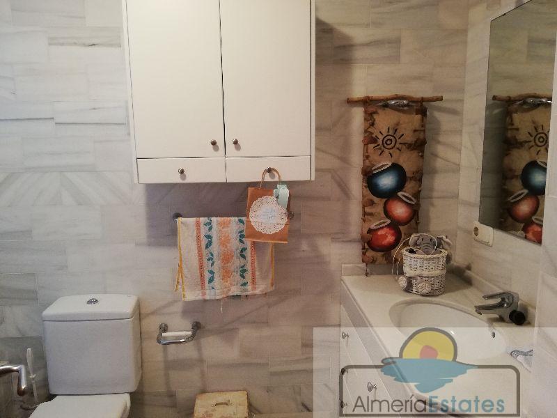Venta de villa en Vera