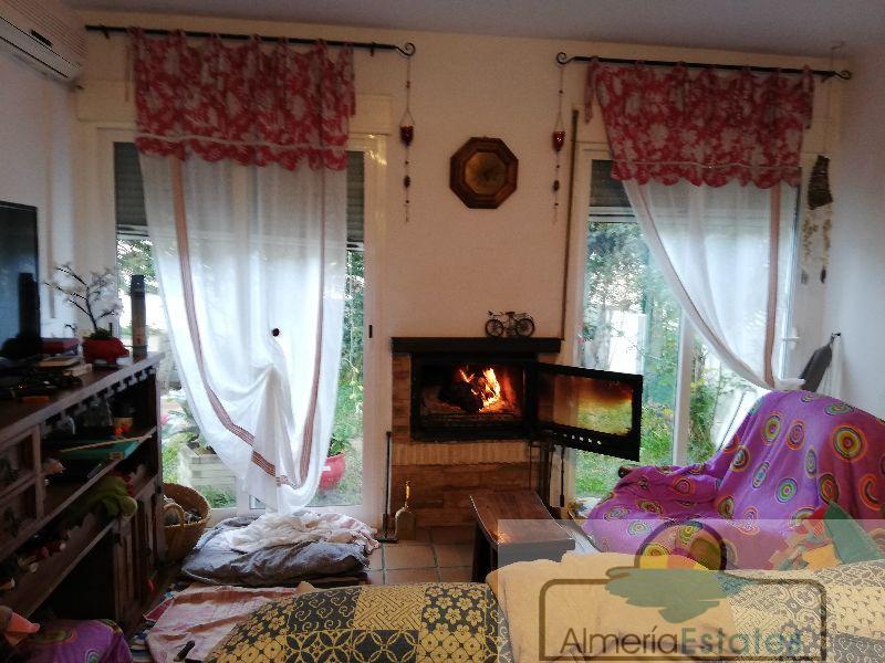Venta de villa en Vera