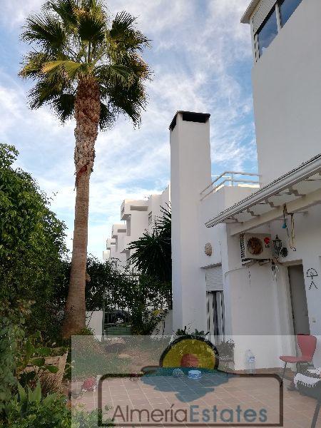 Venta de villa en Vera