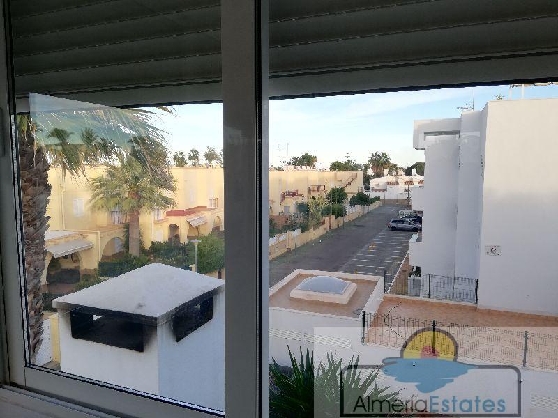 Venta de villa en Vera