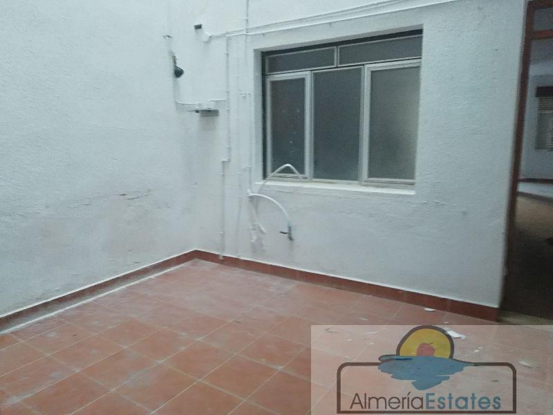 Venta de local comercial en Albox