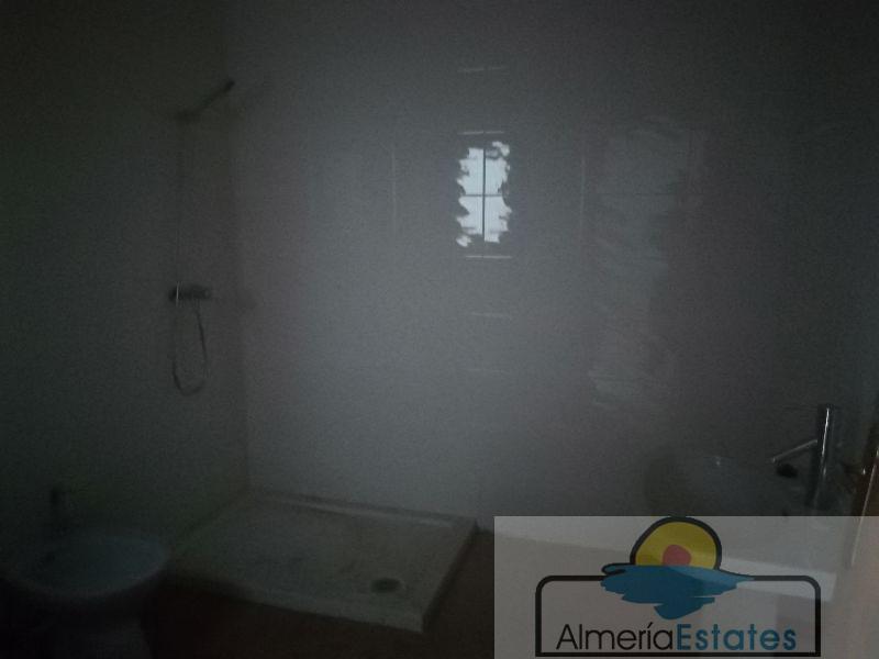 Venta de local comercial en Albox