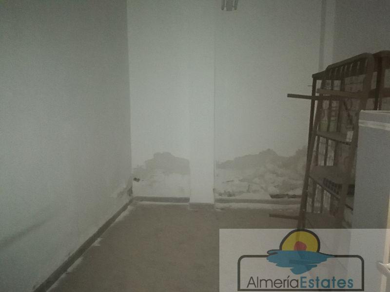 Venta de local comercial en Albox