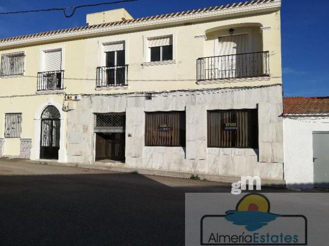 For sale of commercial in Huércal-Overa