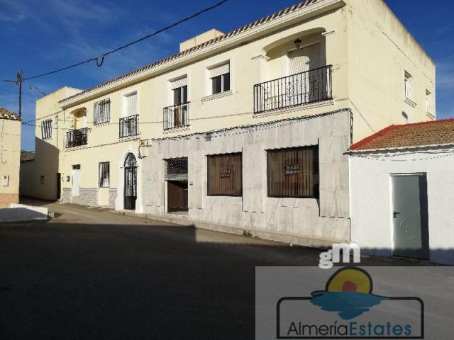 For sale of commercial in Huércal-Overa