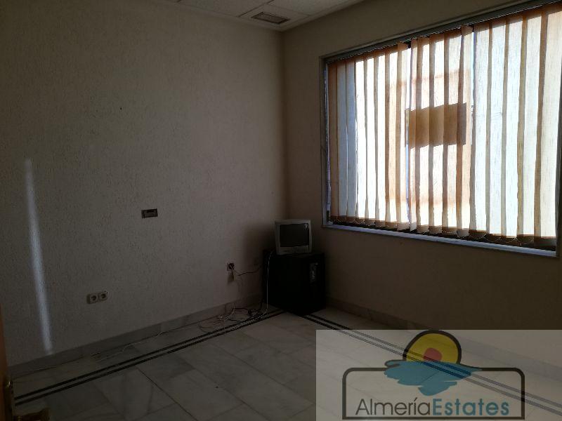 For rent of commercial in Huércal-Overa