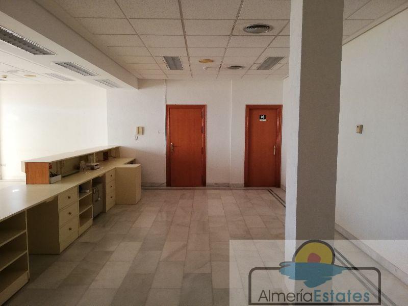 For rent of commercial in Huércal-Overa