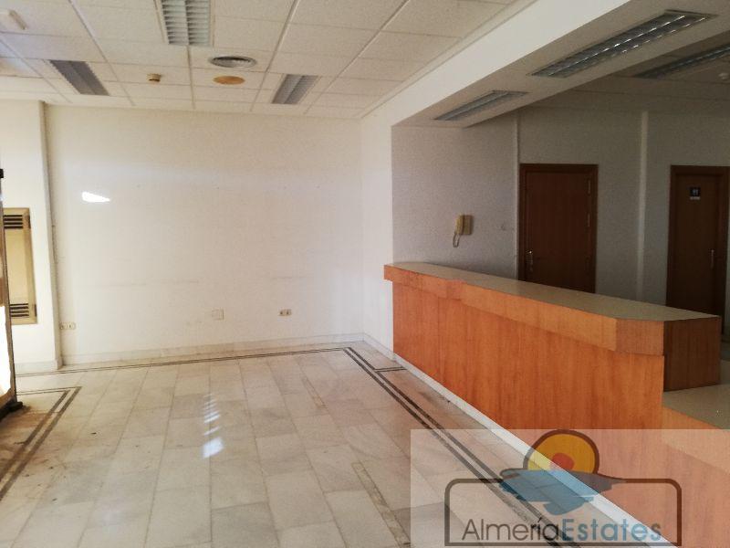 Alquiler de local comercial en Huércal-Overa