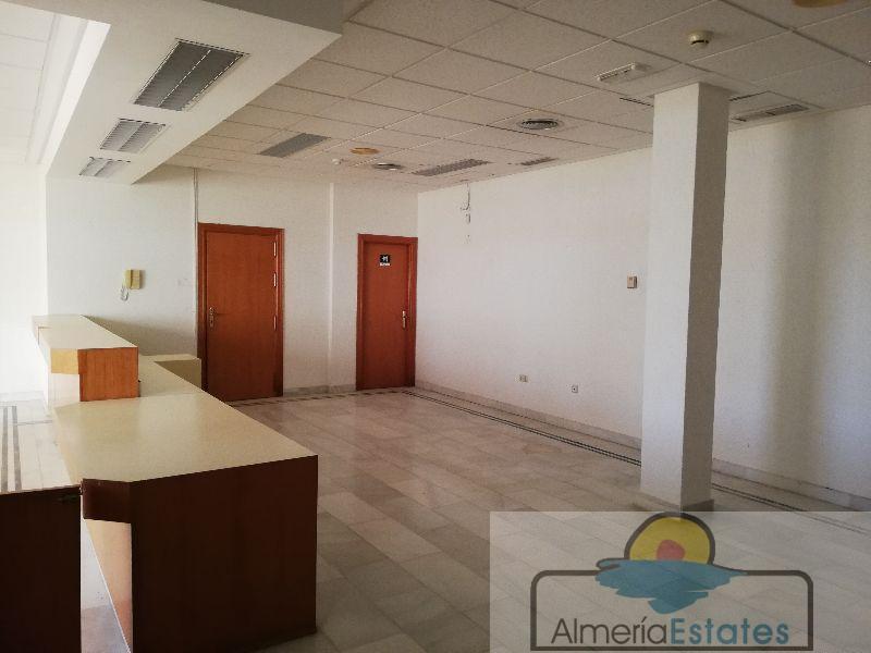 For rent of commercial in Huércal-Overa