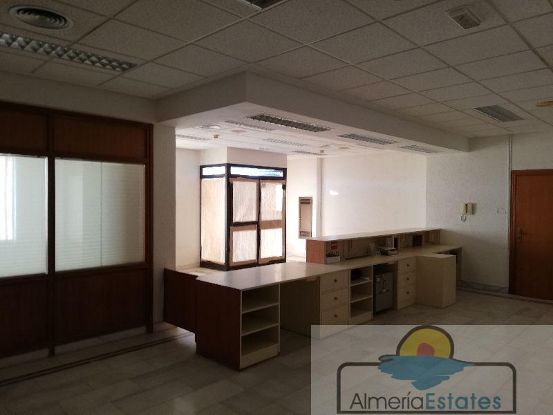 For rent of commercial in Huércal-Overa