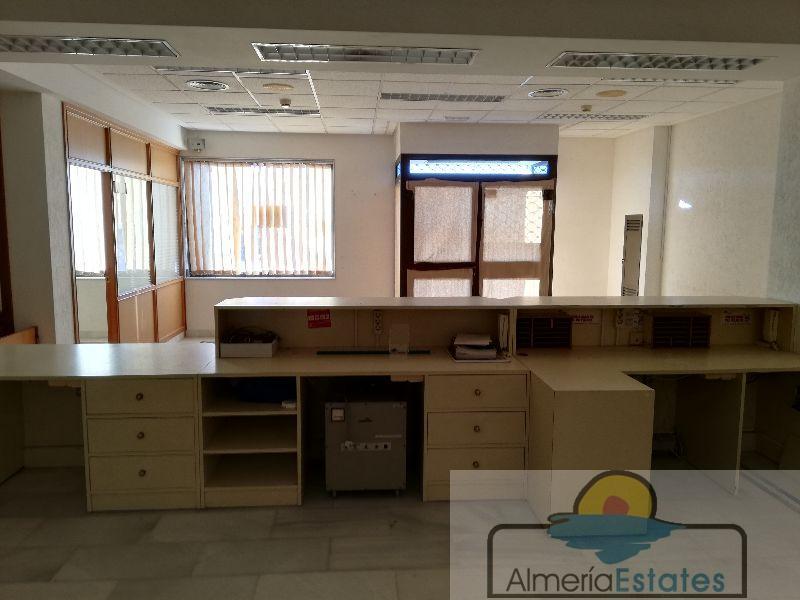 For rent of commercial in Huércal-Overa