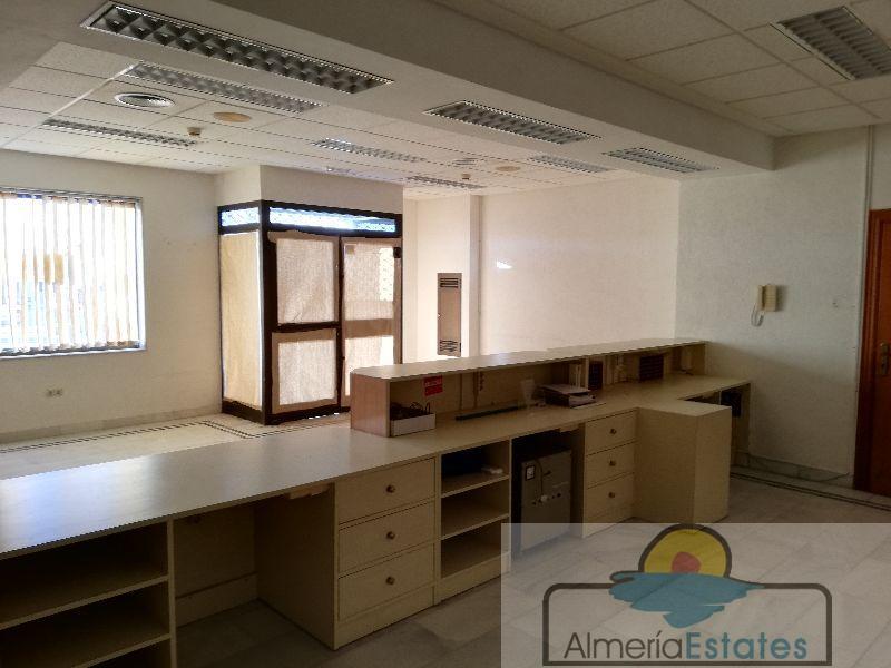 For rent of commercial in Huércal-Overa