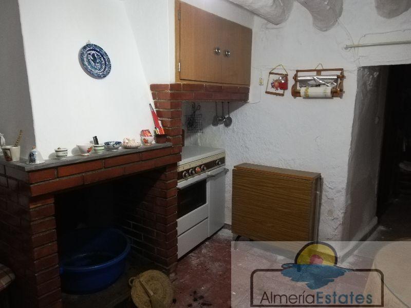 For sale of house in Urrácal